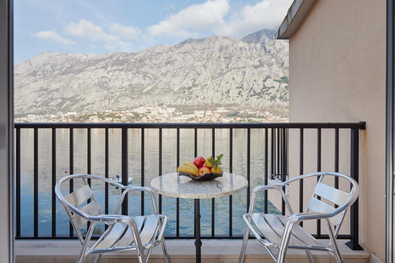 Apartments Rozer Kotor Buitenkant foto