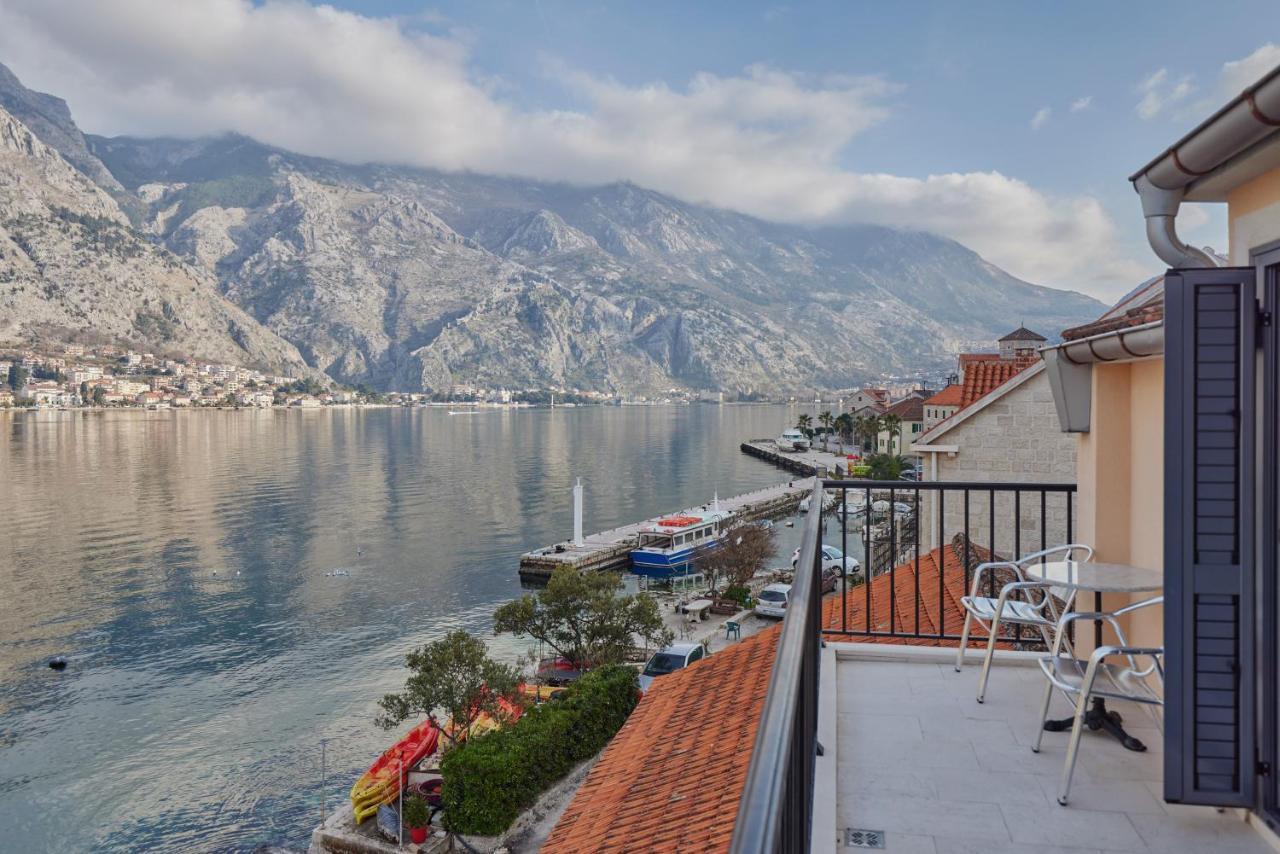 Apartments Rozer Kotor Buitenkant foto